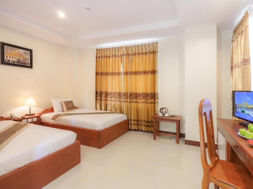 Kirirom Crystal Hotel Phnom Penh Exterior foto