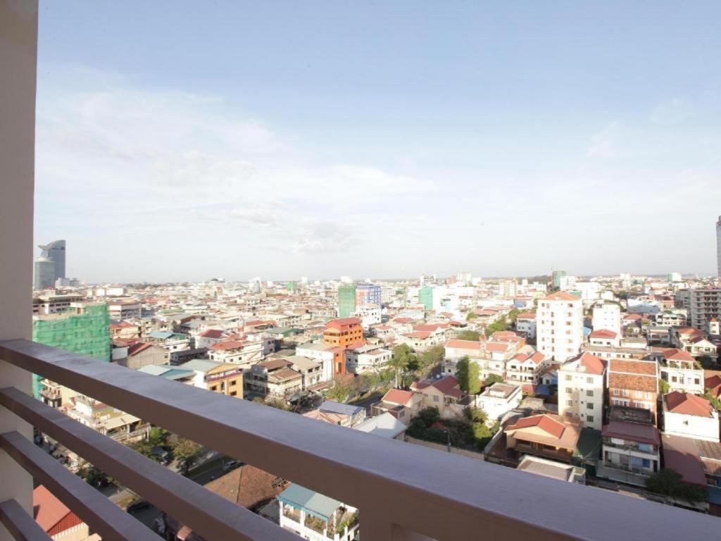 Kirirom Crystal Hotel Phnom Penh Exterior foto